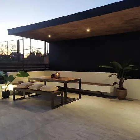 Сasa de vacaciones Urban F House